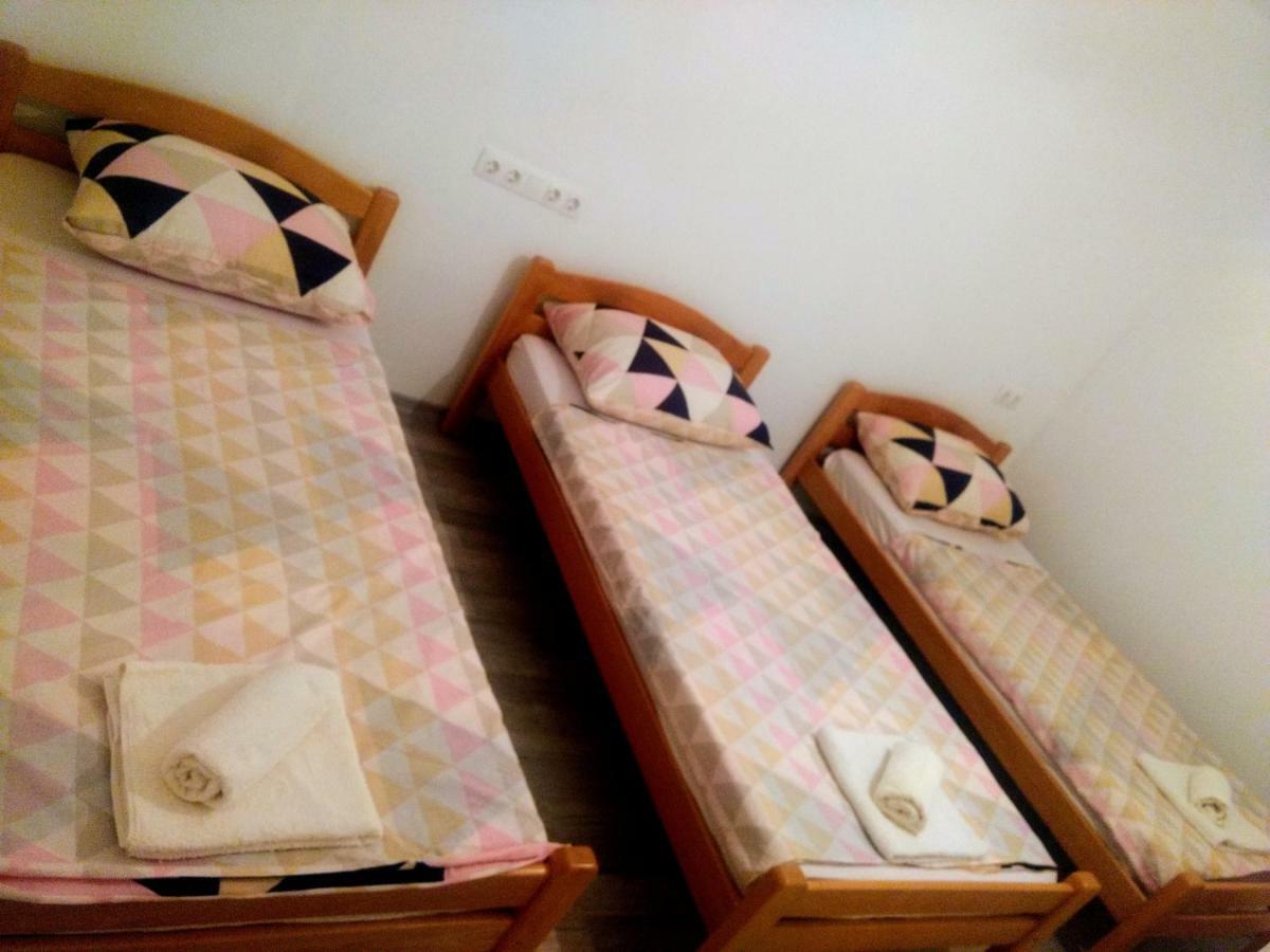 Guesthouse Flaghome モスタル エクステリア 写真