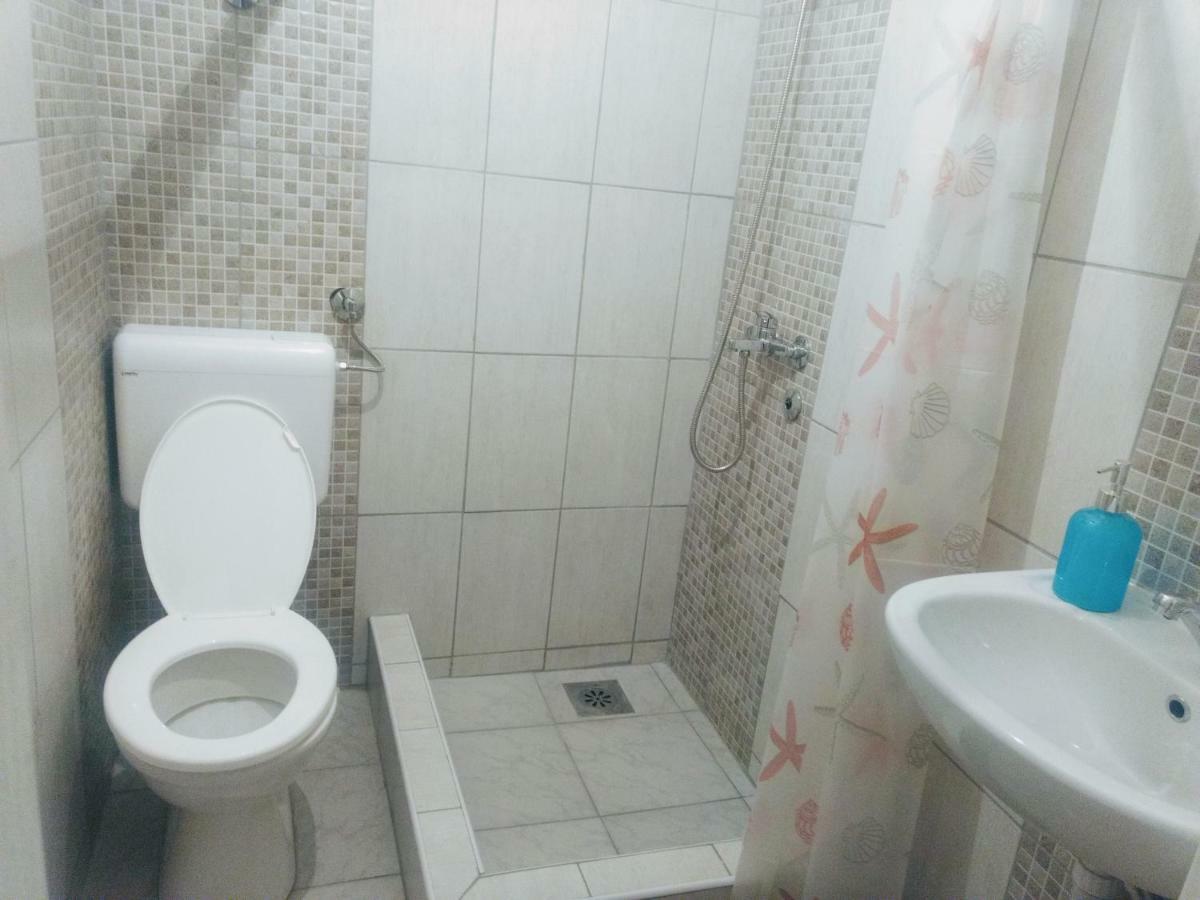 Guesthouse Flaghome モスタル エクステリア 写真